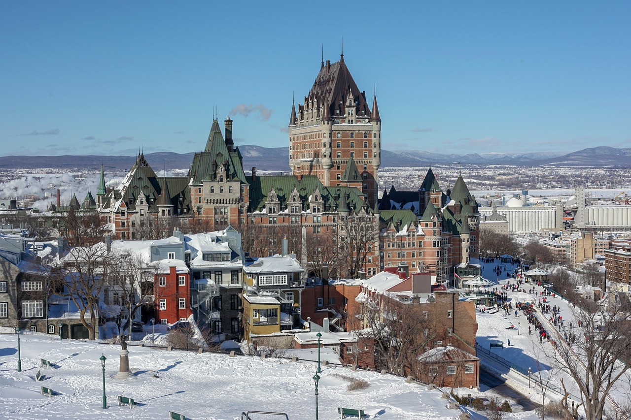 Canada-City-In-Winters